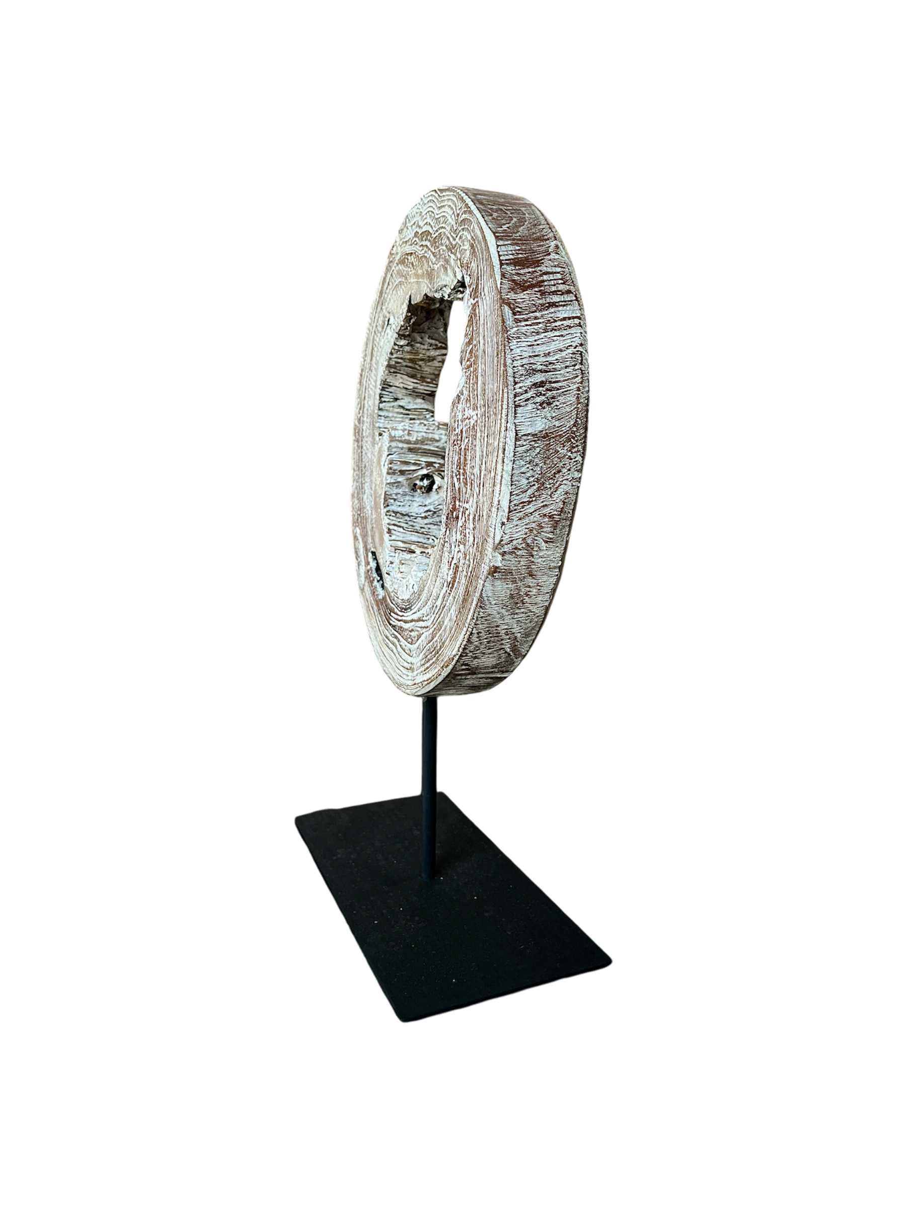 White Finished Wooden Slice On Stance